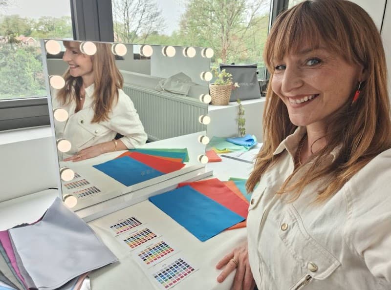 Julie Deschamps. Conseil en image. Art- Fashion- Style consulting