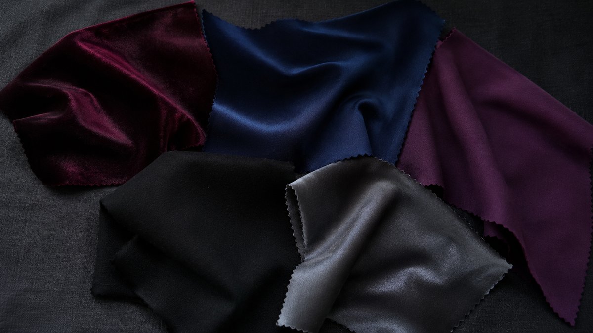Palette de couleurs de l'Hiver Profond avec nuances sombres et riches